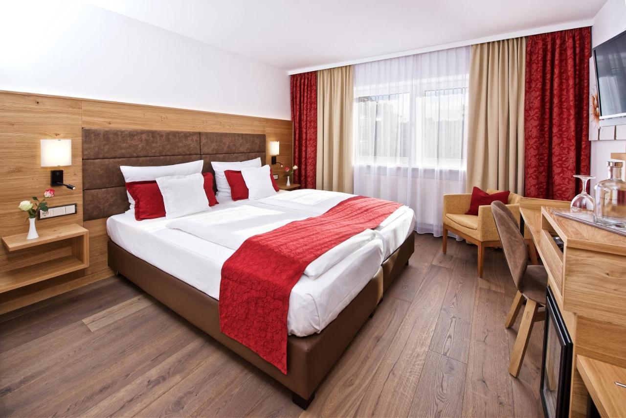 Park Hotel Laim München Eksteriør billede