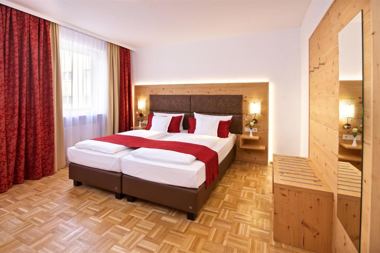 Park Hotel Laim München Eksteriør billede